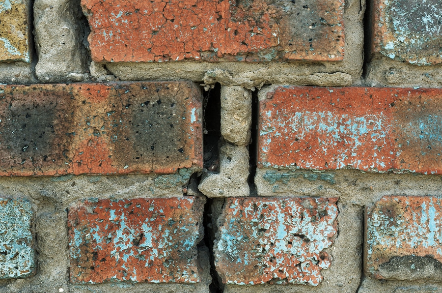 Foundation Crack